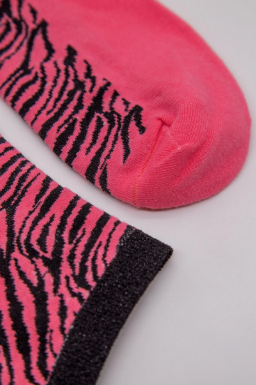 MEDIAS CORTAS CON MOTIVO