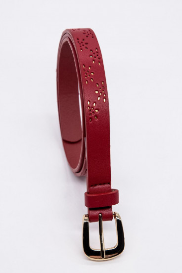 Cinturón hebilla metalica.