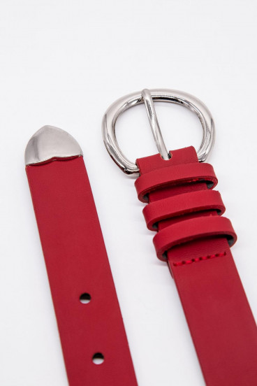 Cinturon unicolor rojo hebilla plateada