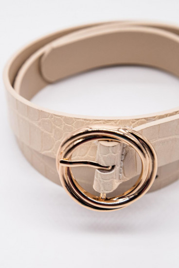 Cinturón hebilla metalica.