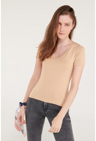 Camiseta básica, manga corta con cuello en V
