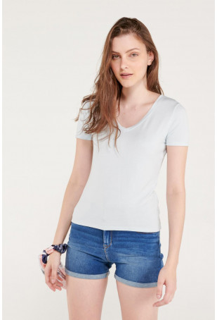 Camiseta básica, manga corta con cuello en V