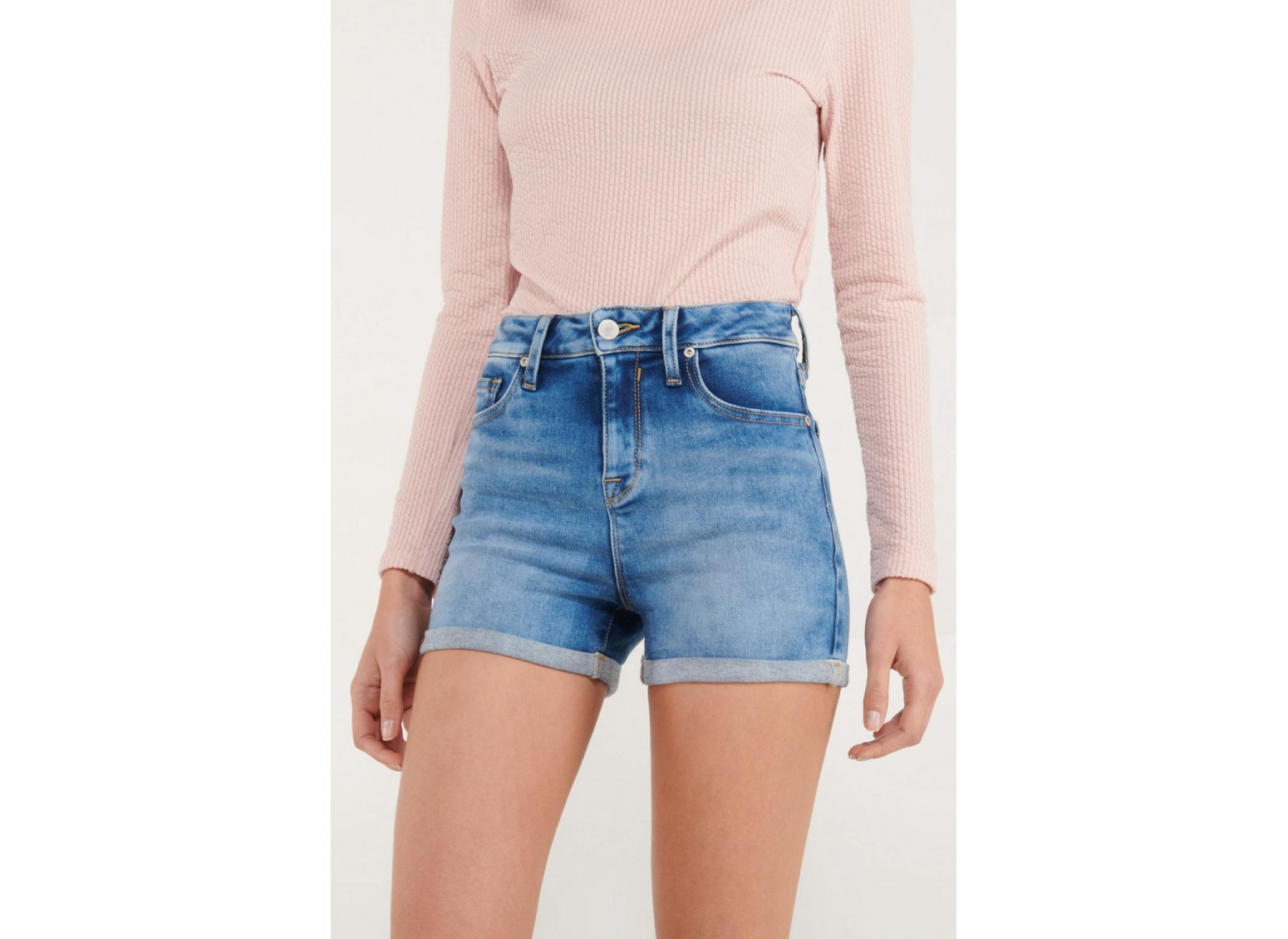 Short denim tiro medio