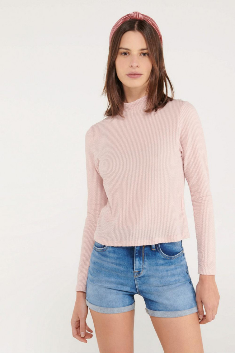 Camiseta chic manga larga con tela importada.