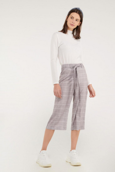 Camiseta chic manga larga con tela importada.