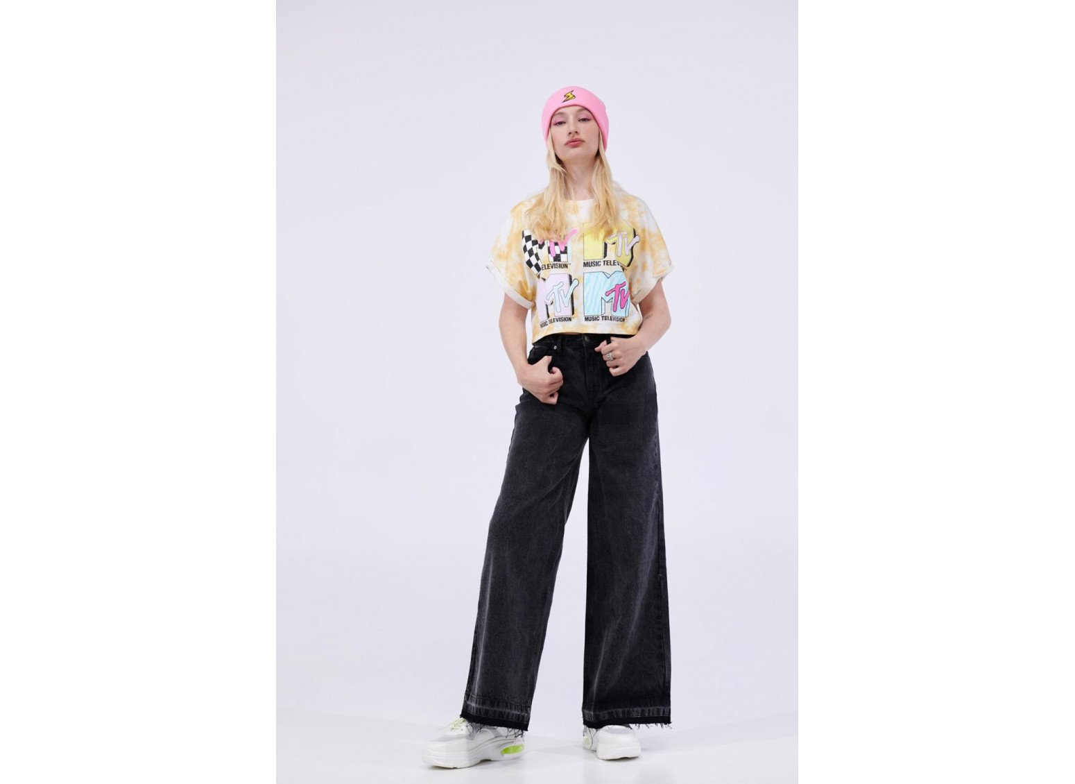 Camiseta Tie dye  manga incluida, estampado de MTV.