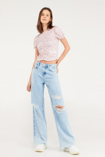 Camiseta manga corta con miniprint floral.