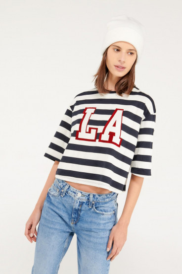 Camiseta manga corta con estampado en frente