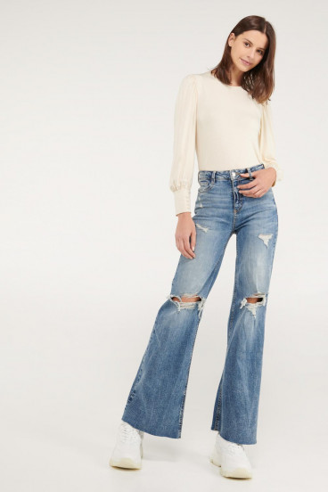 Camiseta manga larga con perlas.