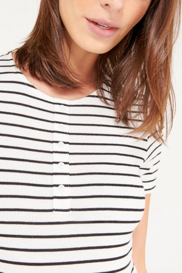 Body manga corta a rayas.