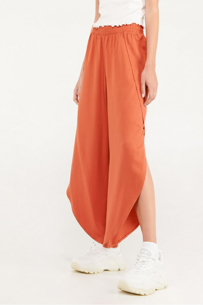 Pantalón culotte con aberturas