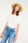 Blusa cuello Bordado