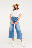 Blusa cuello Bordado