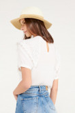 Blusa cuello Bordado