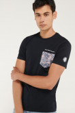 Camiseta cuello redondo, estampado frente y manga