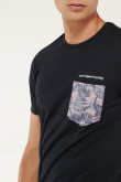 Camiseta cuello redondo, estampado frente y manga