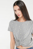 Camiseta unicolor con perlas, chic.