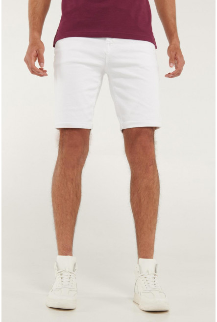 Bermuda de jean tiro bajo blanca