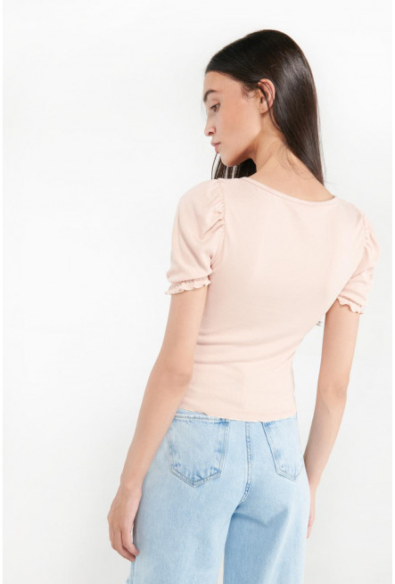 Camiseta con recogido en cuello y mangas