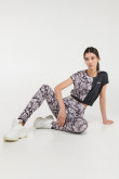 Leggins largos, con tela sublimada.