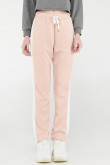 Jogger con cortes y bolsillos.