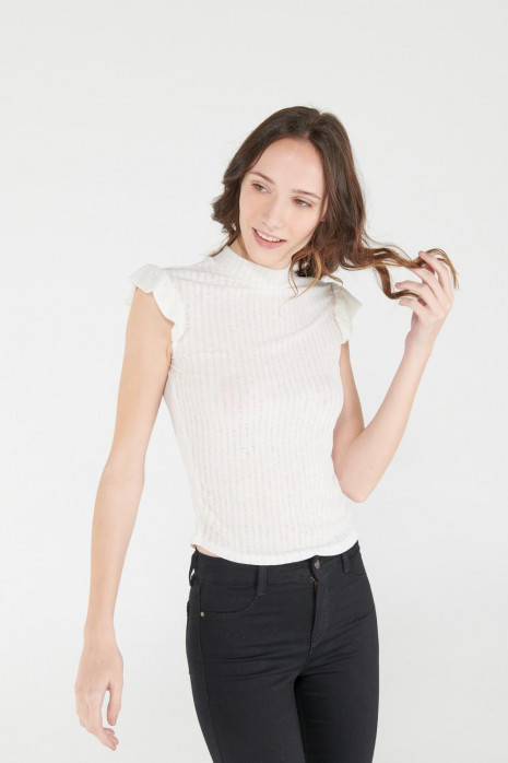 Camiseta chic manga sisa con tela importada.