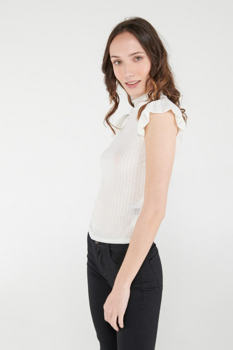 Camiseta chic manga sisa con tela importada.