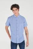 Camisa manga corta azul intensa, cuello button down