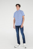 Camisa manga corta azul intensa, cuello button down