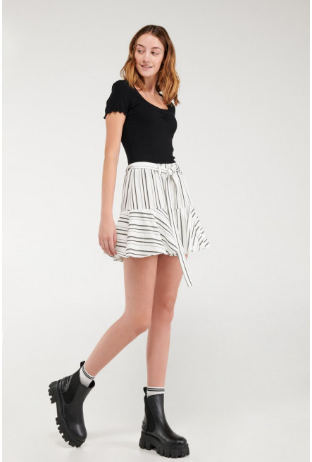 Short tipo falda