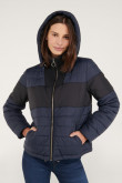 Chaqueta acolchada con capota