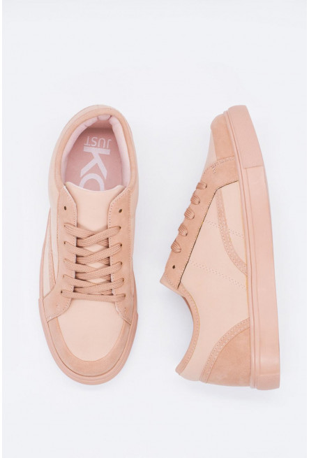 Zapato unicolor básico