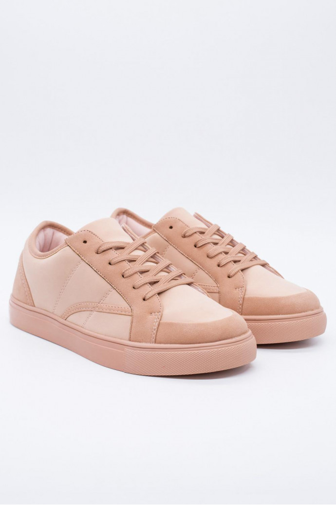 Zapato unicolor básico