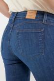 Jean curvy