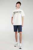 Camiseta manga corta con estampado.