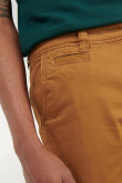 bermuda-unicolor-tipo-chino-slim