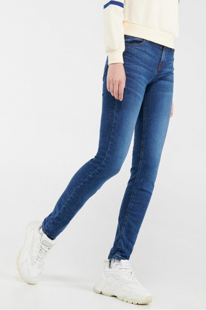 Jean curvy