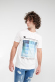 Camiseta manga corta blanca con estampado en frente