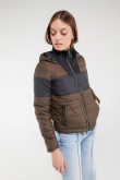 Chaqueta acolchada con capota