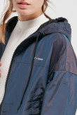 chaqueta-liviana-con-capota