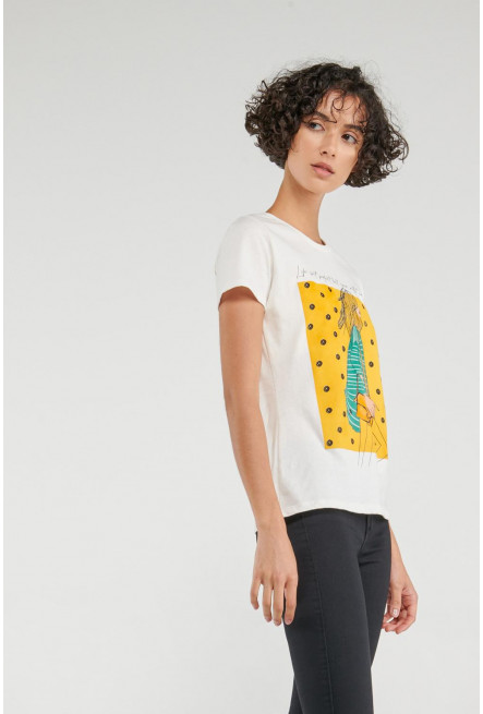 Camiseta básica manga corta estampada.