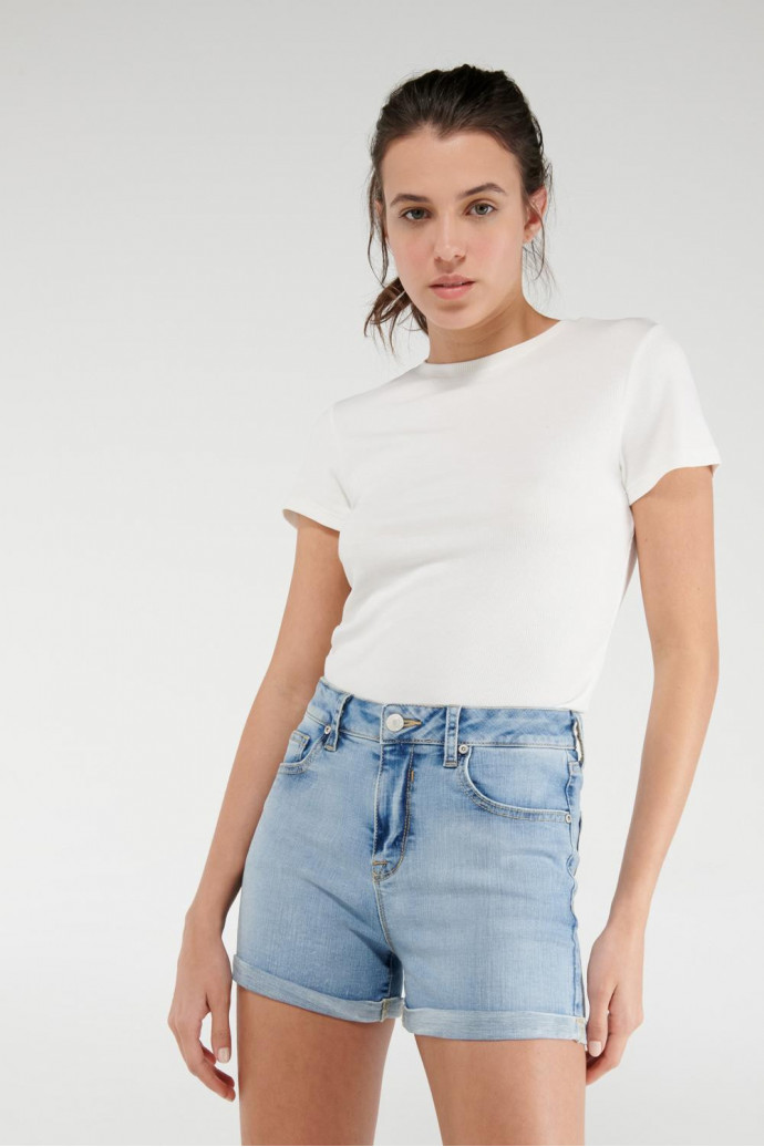 Short denim tiro medio