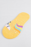 Medias cortas de color amarillo con motivo de arcoíris