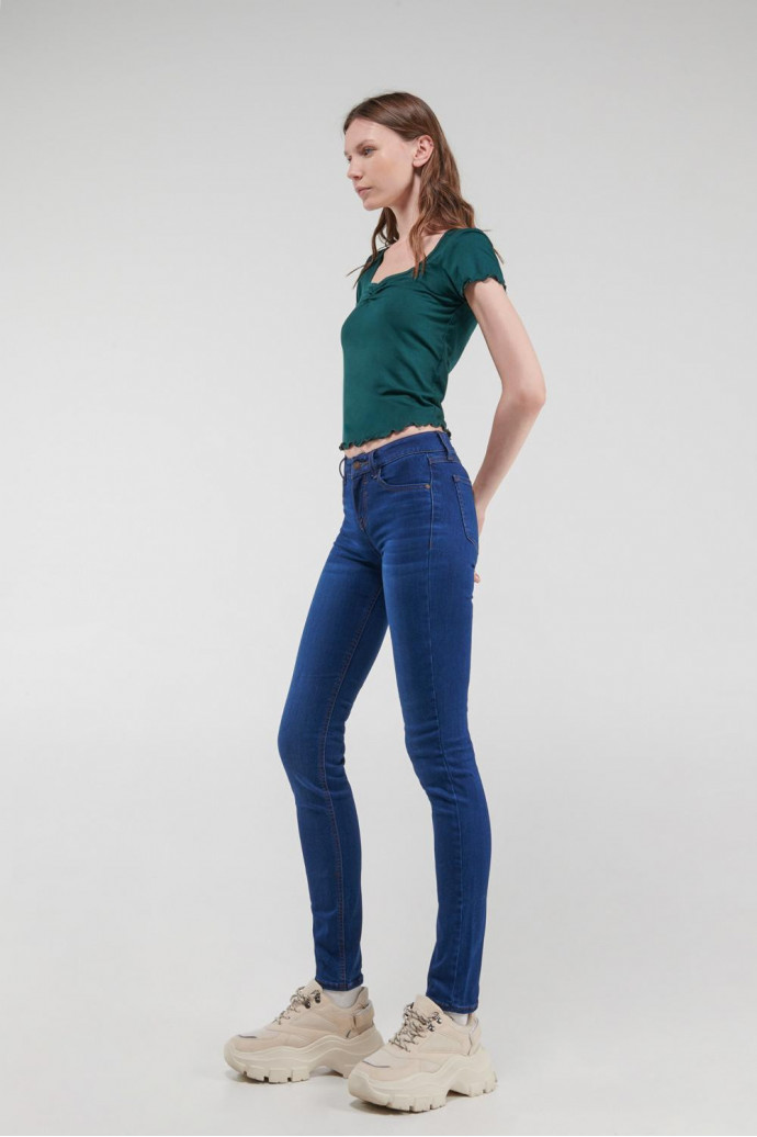 Jean curvy