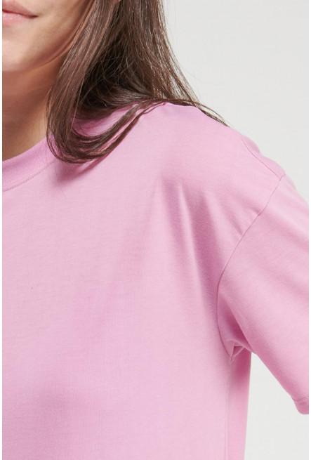 Camiseta, manga corta, cuello redondo, unicolor.