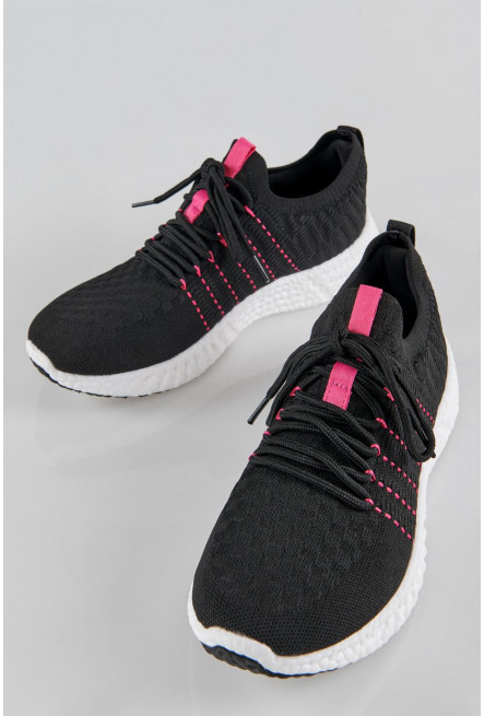 Zapato deportivo combinacion de color.