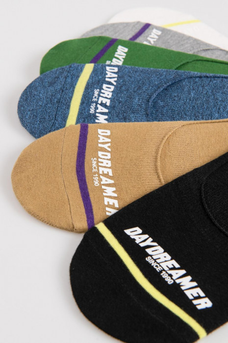 Medias cortas kaky con estampado de letras
