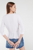 Blusa en tela fluida con bolero