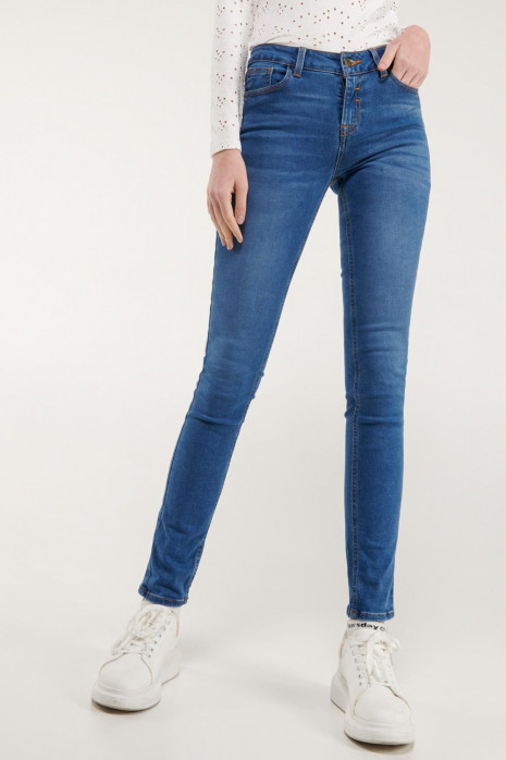 Jean curvy