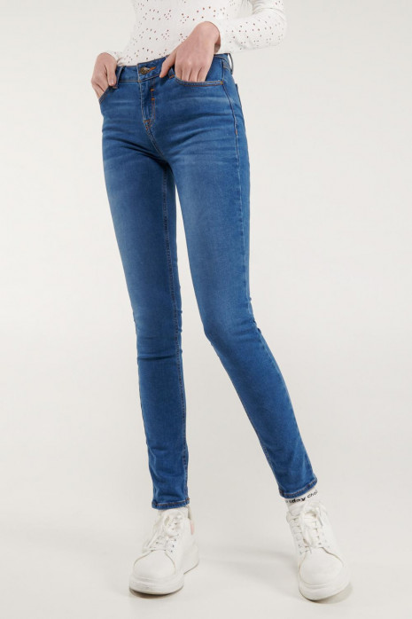 Jean curvy